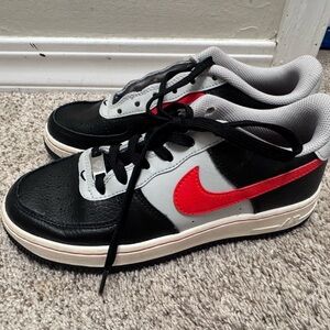 Nike Kids Black and Red Sneakers with Gray Accents